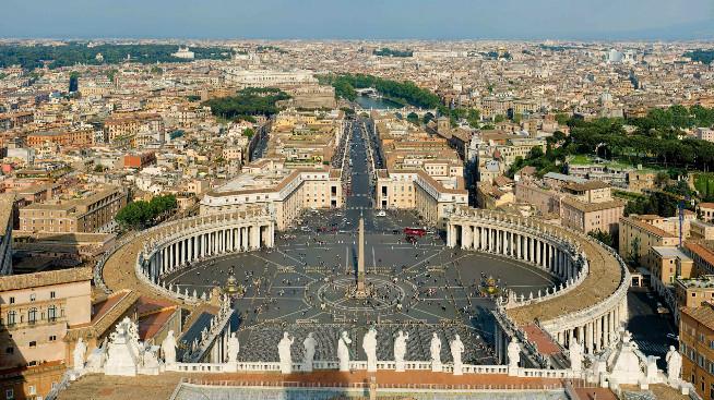 Pregăteau un atentat sinucigaș la Vatican. Carabinierii au stricat planurile unei celule teroriste