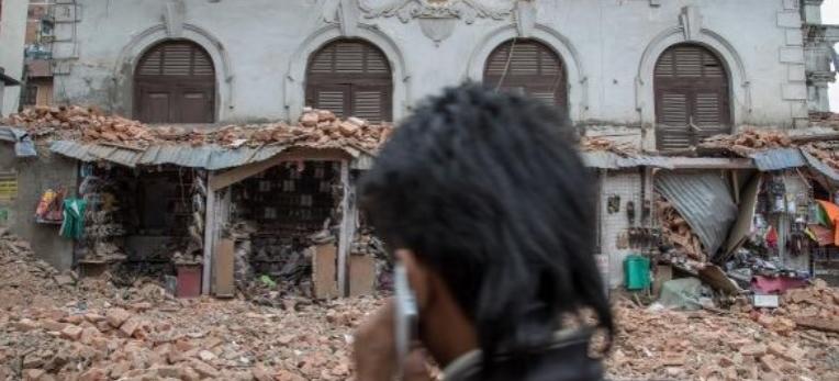 DEZASTRUL din Nepal, speculat de Facebook. Ce aplicație a activat rețeaua de socializare, în urma cutremurului devastator