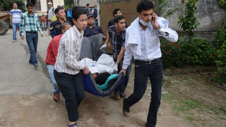 Trei zile de doliu în Nepal. Bilanțul victimelor cutremurului ar putea fi de 10.000 de morți