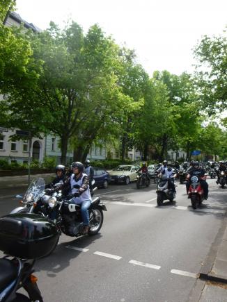 „Lupii nopţii”, motocicliştii pro-Putin, au ajuns la Berlin, pentru aniversarea victoriei asupra Germaniei lui Hitler