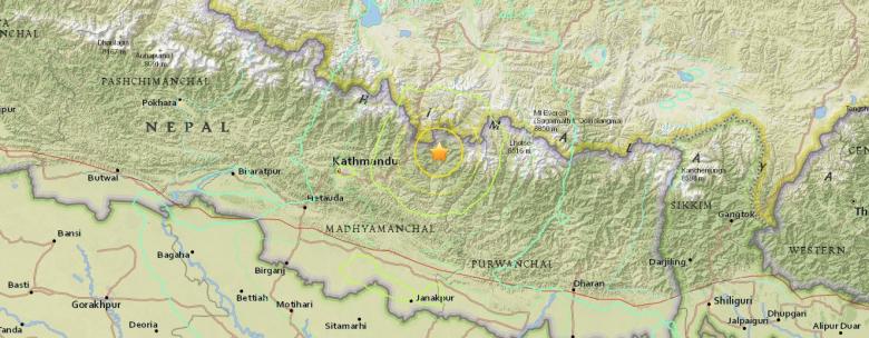 Coșmarul continuă! Un nou cutremur, cu magnitudinea de 7,3 pe Richter, a lovit Nepalul. Seismul s-a produs la 19 kilometri adâncime