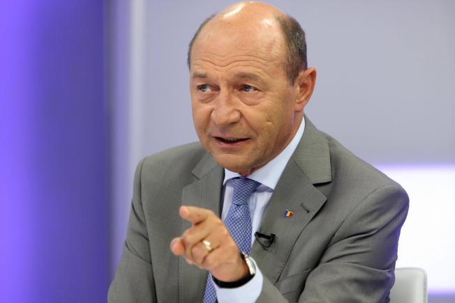 Mesajul lui Băsescu pentru Ponta şi Iohannis: Nu ne puteţi prosti cu o dispută falsă despre împărţirea prăzii