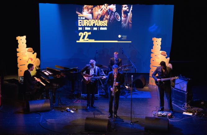 Gala  EUROPAfest:  seară incendiară - 4 trupe de jazz de pe 3 continente își dispută Marele Premiu
