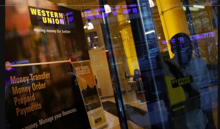 Western Union reia operaţiunile de transfer de bani din Grecia