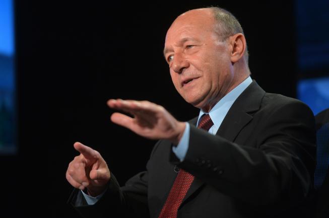 Băsescu: În zece ani nu îmi amintesc să fi primit vreo sesizare legată de ilegalităţi comise de Oprescu