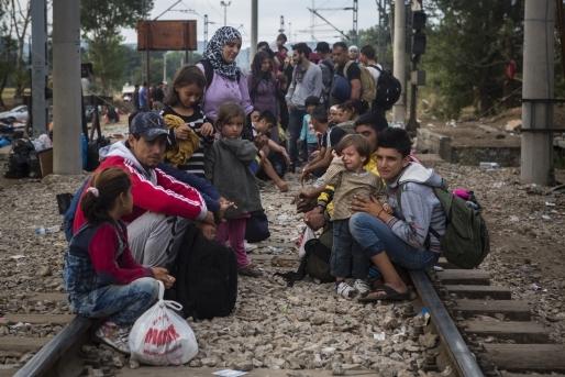 Iohannis se opune cotelor impuse: România poate primi doar 1785 de refugiaţi. Nu este cazul să reacţionăm isteric