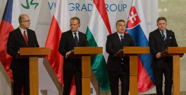 CRIZA MIGRAŢIEI  îi bagă în şedinţe pe miniştrii de Externe din statele membre ale Grupului de la Vişegrad. Care este poziţia acestora 