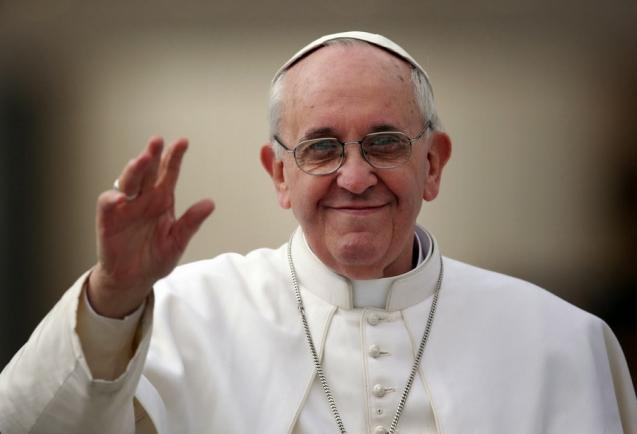 Papa Francisc: Omenirea trebuie să înceteze să se mai închine banului