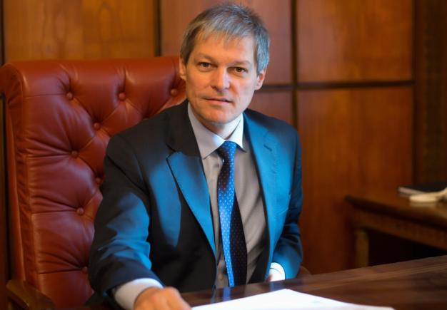 Cioloș, mesaj de Crăciun: Un nou început depinde doar de noi