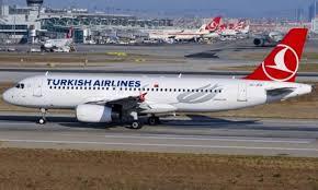 Compania aeriană Turkish Airlines: 142 de zboruri amânate din cauza ninsorilor