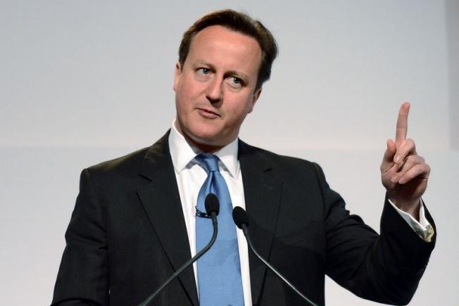 Supărat că tinerii britanici au ajuns de râsul lumii, Cameron vrea educație parentală pentru toți părinții