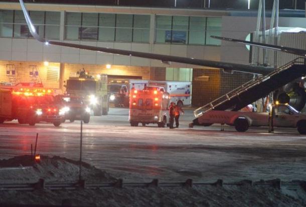 Turbulențe extreme deasupra Canadei. Un Boeing cu peste 200 de persoane la bord a aterizat de urgență la Saint-Jean