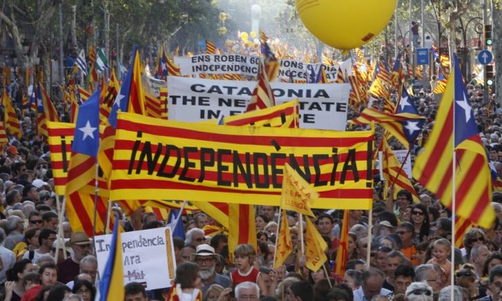 Catalanii nu mai sunt atât de convinși privind separarea de Spania. N-au sprijin de nicăieri
