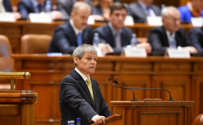Premierul Dacian Cioloș susține ANAF, dar regretă modul brutal în care a acționat o instituție a statului
