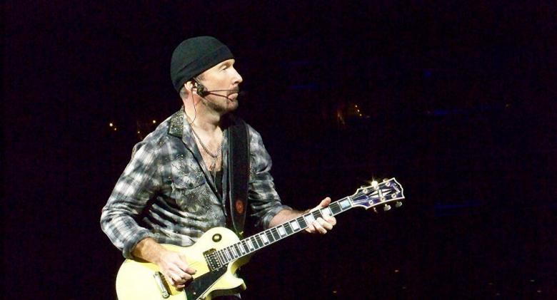  PREMIERĂ. Chitaristul trupei U2 The Edge, David Evans, a cântat rock în Capela Sixtină