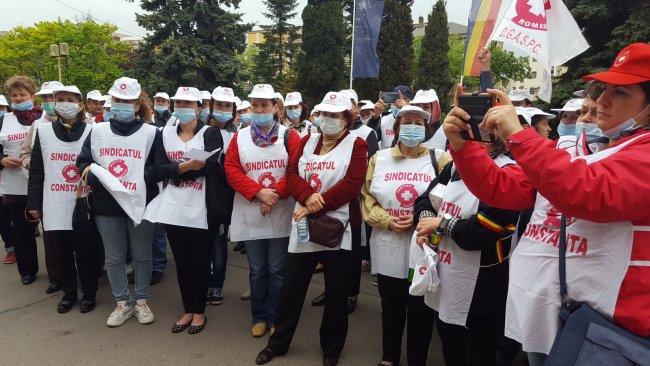 Sanitas: Pichete şi chiar grevă generală, dacă Guvernul se face că nu aude revendicările personalului medical