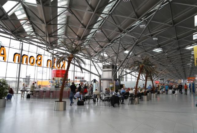 Alertă pe aeroportul Köln-Bonn. Toate cursele aeriene au fost suspendate 