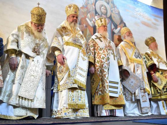 A început Sfântul și Marele Sinod al Bisericii Ortodoxe, pregătit încă din anii '60 