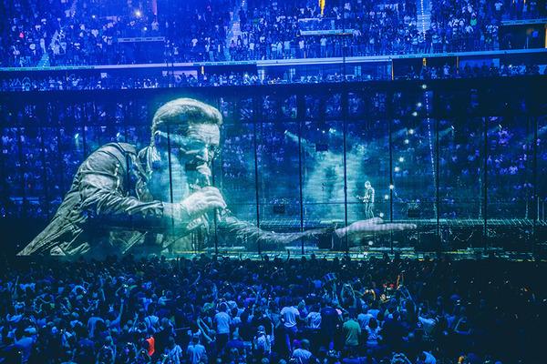 A apărut U2 live in Paris pe DVD şi Blue-Ray
