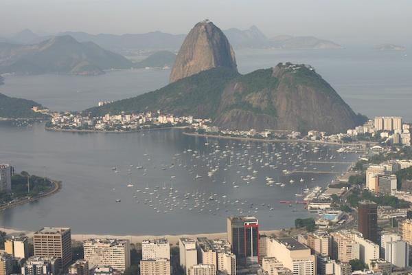 Studiu: Aerul din Rio de Janeiro, mai periculos decât apa