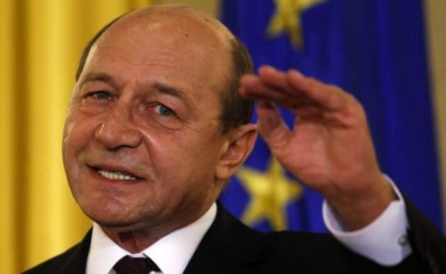 Băsescu: Ceva miroase urât în scandalul Hexi Pharma