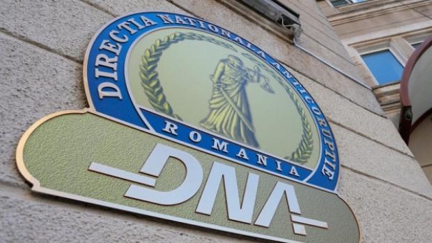 DNA: Încă 18 angajaţi ai DIPI, urmăriţi penal