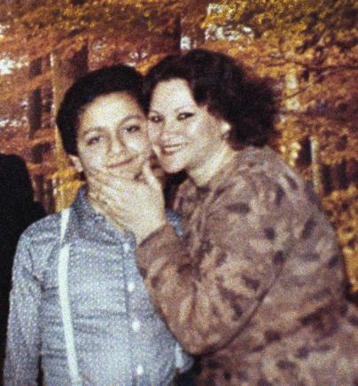   ”Trăiește!”. Mama unuia dintre teroriștii de la 11 septembrie 2001 susține că fiul său este la Guantanamo