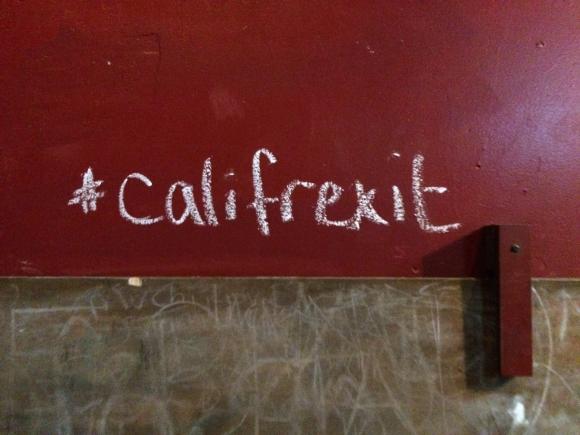 Ați auzit de #Calexit? O să auziți. După alegeri, unii vor ieșirea Californiei din SUA!