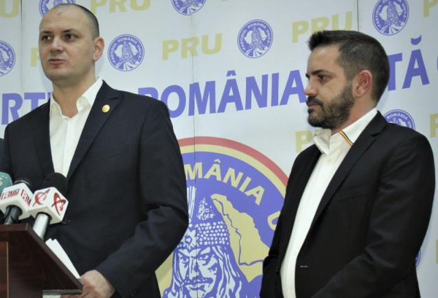 Sebastian Ghiţă&Bogdan Diaconu, petrecere după înfrângere (VIDEO)