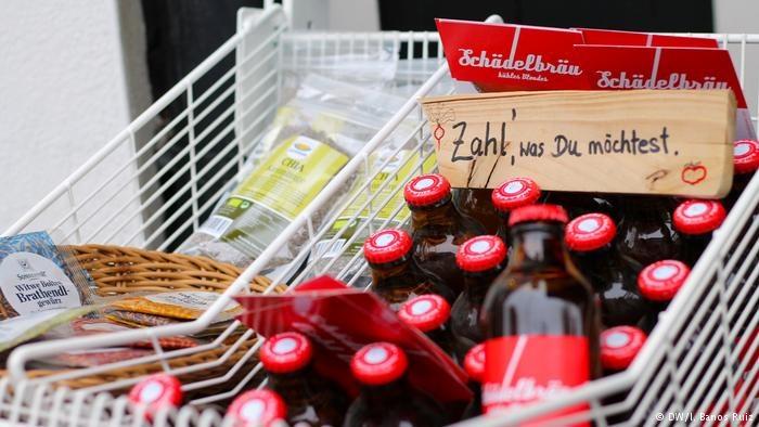 Primul supermarket din Germania care vinde DOAR marfă expirată