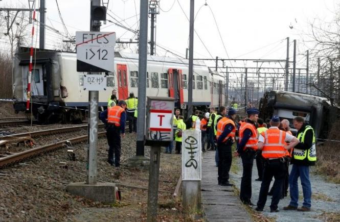 Belgia: Un tren deraiat și mai multe victime, în apropiere de orașul Louvain