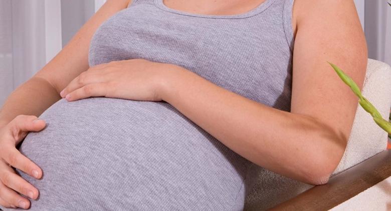 Cum influențează condițiile meteo greutatea la naștere a copilului