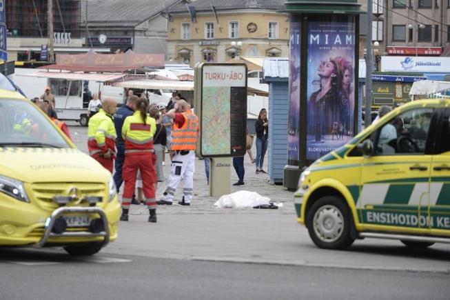 UPDATE. Mai multe persoane înjunghiate, în orașul finlandez Turku. Doi morţi