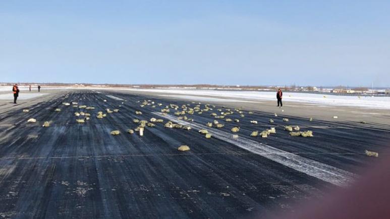 Un avion rusesc a pierdut 3 tone de aur pe drum