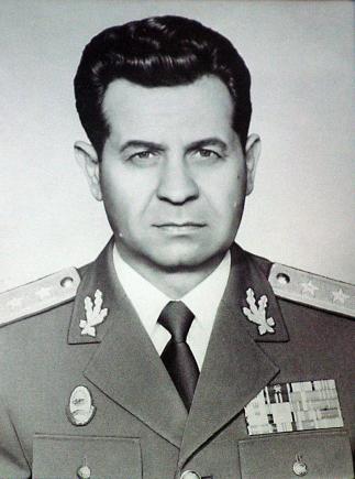 A murit Constantin Olteanu, fost primar al Capitalei și ministru al Apărării
