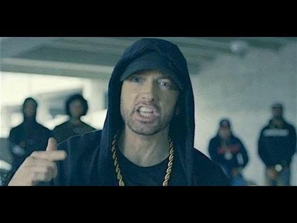 Kamikaze al lui Eminem cucereşte topurile digitale (video)
