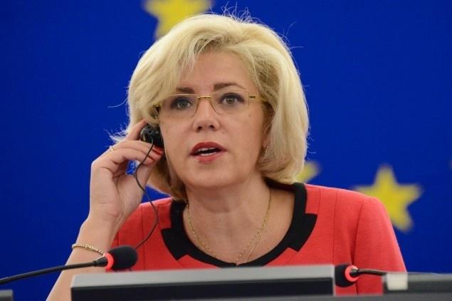Corina Creţu a răbufnit. "Nu mai accept insulte din partea Guvernului României faţă de munca mea"