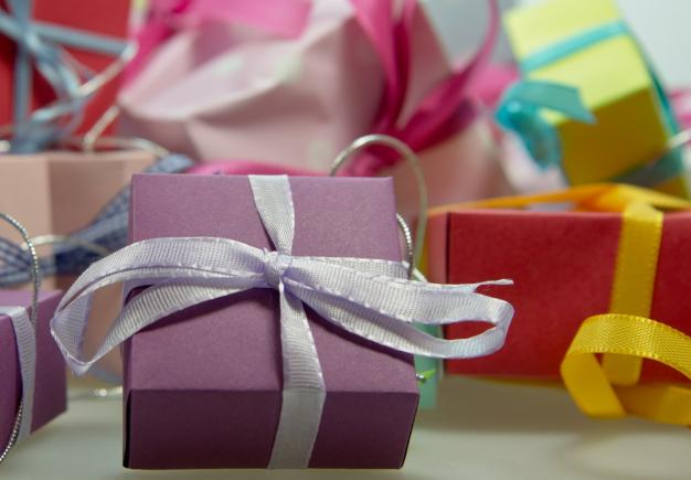 Cele mai excentrice cadouri de Paște oferite de vedetele din străinătate