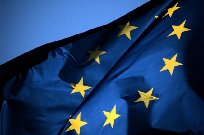 Eurobarometru: 60% dintre români au o imagine pozitivă despre UE