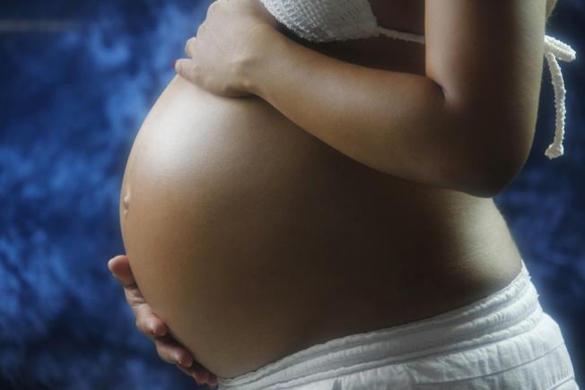 Una din şase femei care au pierdut o sarcină prezintă simptome prelungite de sindrom post-traumatic