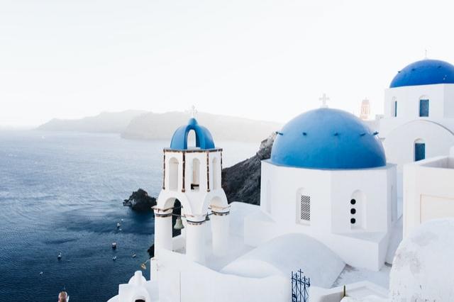 Grecia și-a revizuit condițiile de intrare pentru turiști