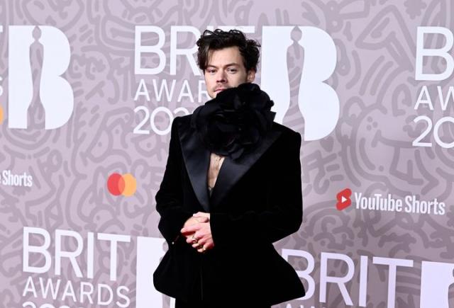 Brit Awards: Harry Styles a câștigat premiul artistul anului și l-a dedicat femeilor care nu au fost nominalizate