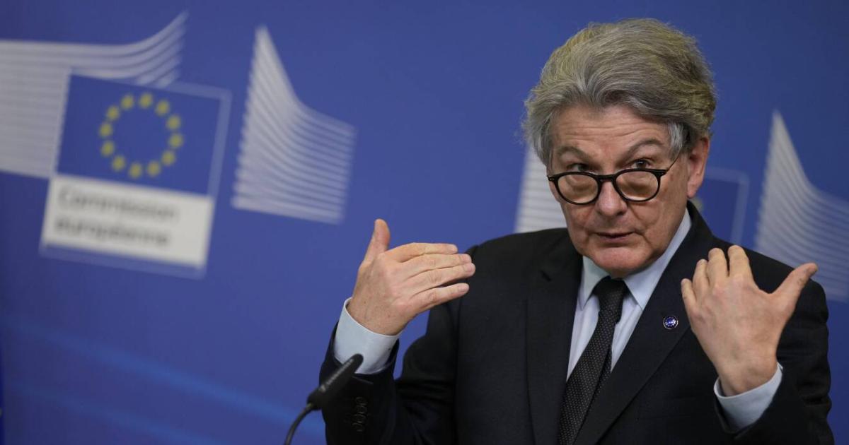 Bruxelles amenință că va interzice Twitter dacă Elon Musk încalcă regulile privind libertatea de exprimare