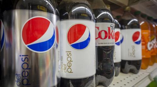Pepsi renunță la aspartam. Unele studii acuză îndulcitorul că ar fi cancerigen