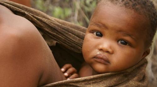 INDUSTRIA ASASINA. Sute de mii de copii sunt ucişi de medicamentele false, în Africa