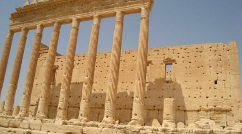 Comunitatea internaţională asistă impasibilă la şergerea istoriei. Islamiştii din ISIS au pus mâna pe oraşul antic Palmyra