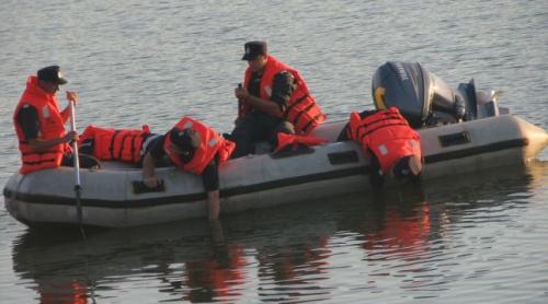 Tragedia de pe lacul Snagov. Ce le-a declarat polițiștilor ospătarul care a condus barca morții
