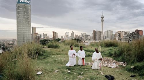 Povestea emigranţilor din Johannesburg, Africa de Sud - premiul de fotografie al Deutsche Borse