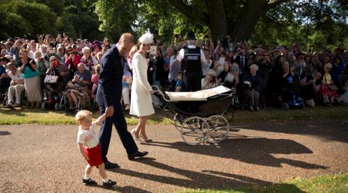 Rugămintea ducilor de Cambridge către presă: „orice copil, indiferent care este viitorul său public, merită o copilărie fericită“