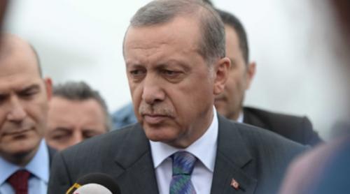 Scenă INEDITĂ în Turcia. Ce i s-a întâmplat președintelui Recep Erdogan, în timpul inaugurării unei moschei (VIDEO)